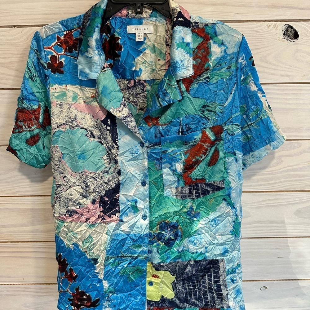 Topshop Blue and Red Casual Button Down Shirt